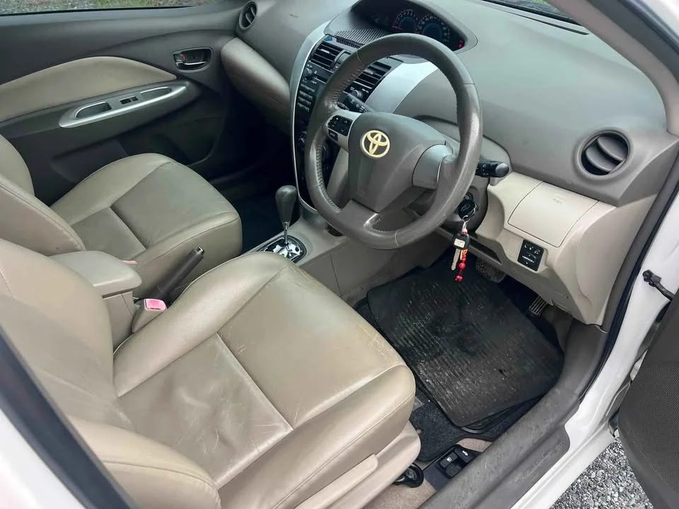 2011 Toyota Vios II 3