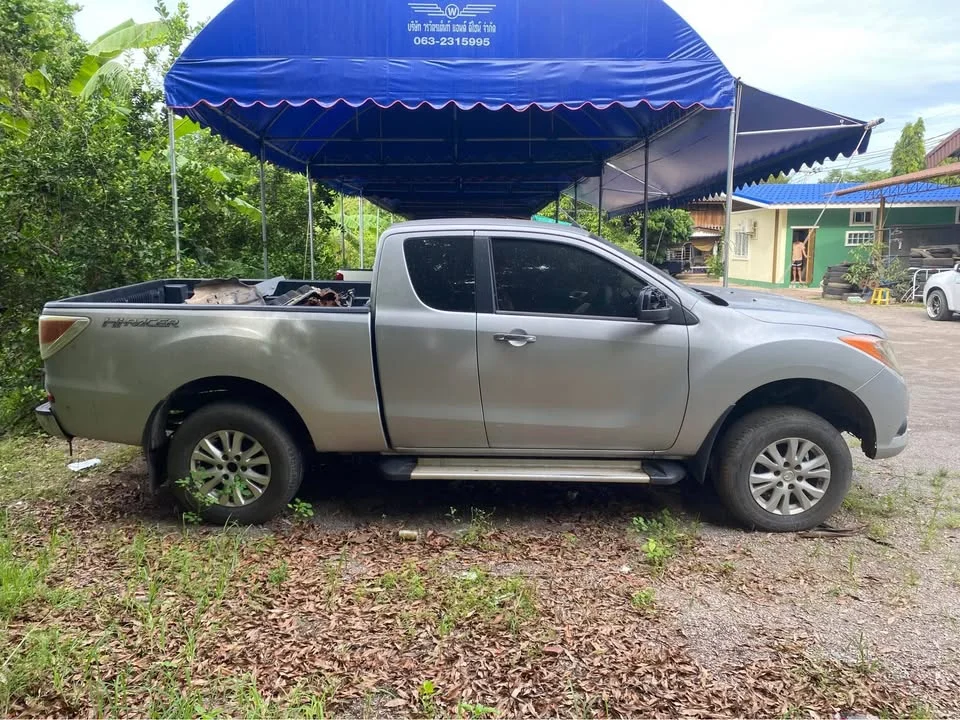 2012 Mazda BT-Series II 2