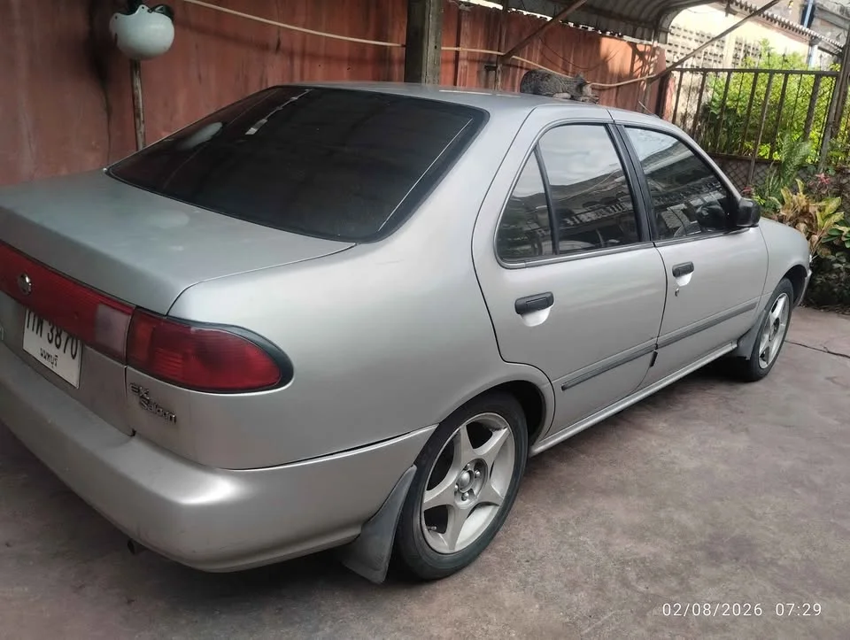 1996 Nissan Sunny IV 2