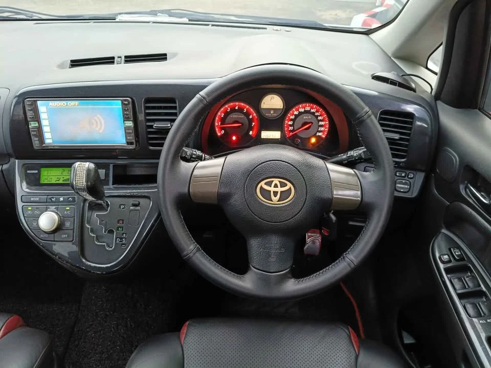 2008 Toyota Wish I 3
