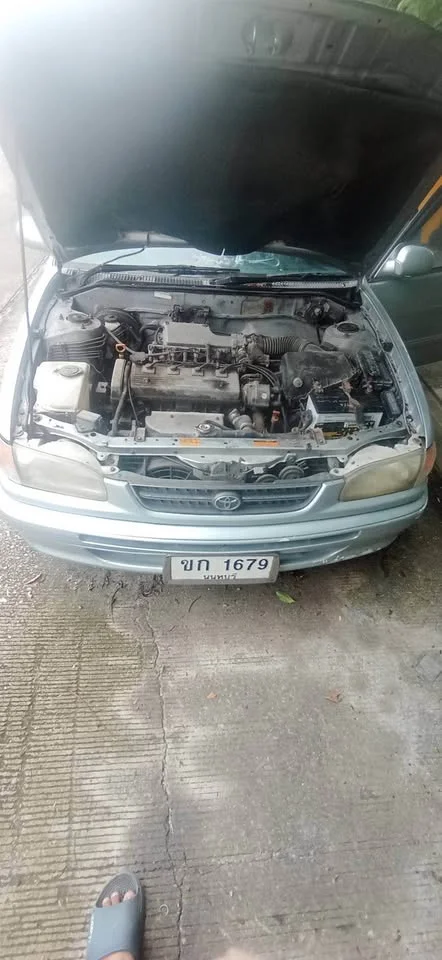 Toyota Corolla Altis VIII (E110) 3