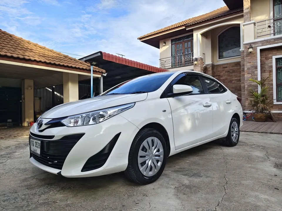 2018 Toyota Yaris ATIV III 3