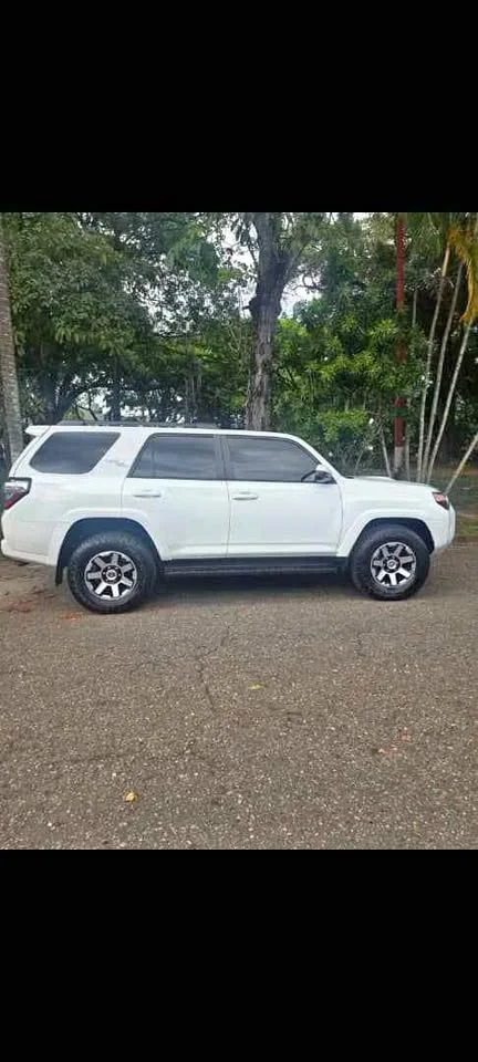 2021 Toyota 4Runner V 2