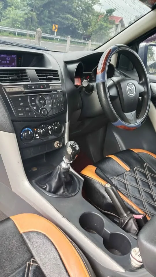 2012 Mazda BT-Series II 2