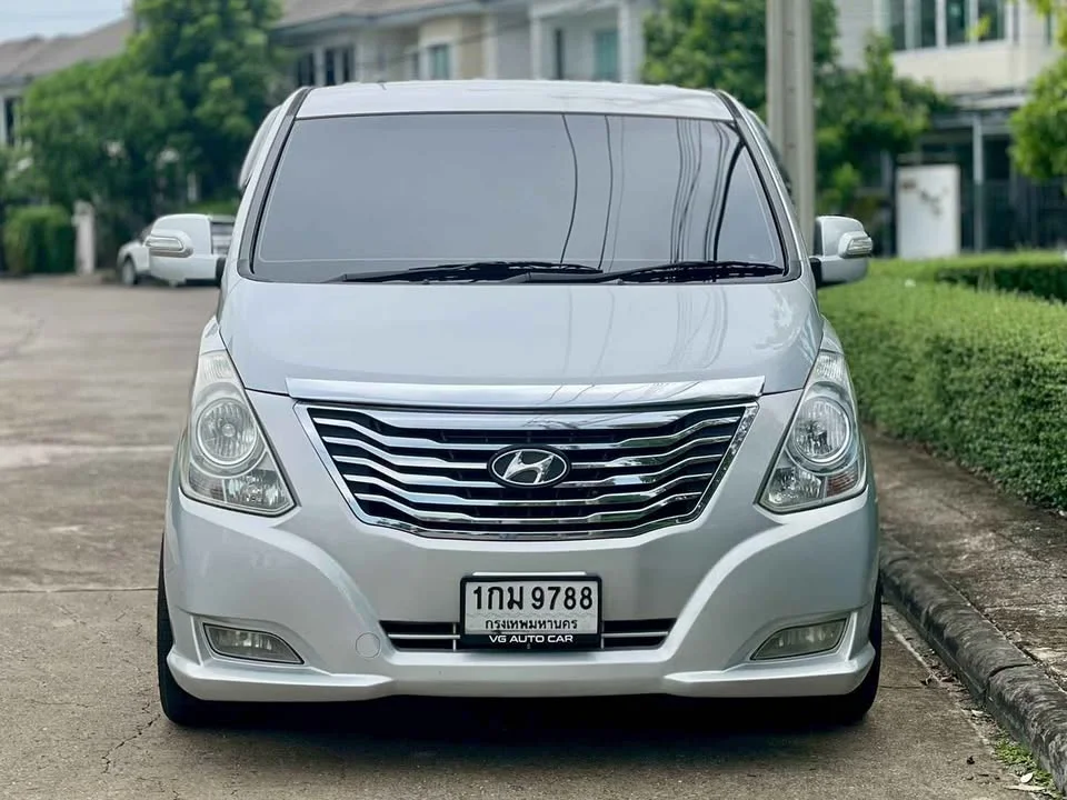 2011 Hyundai H-1 II 3