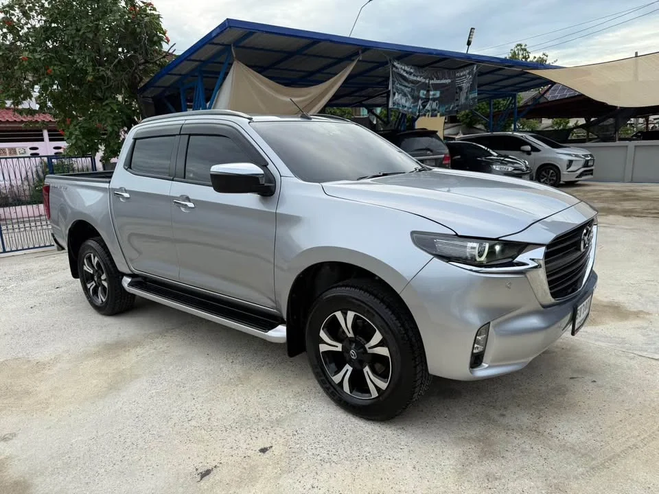 2020 Mazda BT-Series III 3