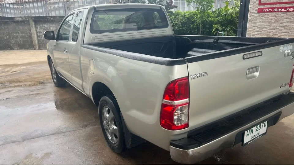 2013 Toyota Hilux VII 3