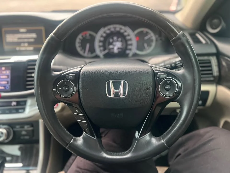 2013 Honda Accord IX 3