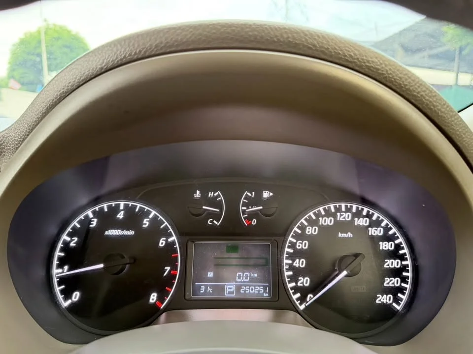 2013 Nissan Sylphy III (B17) 2
