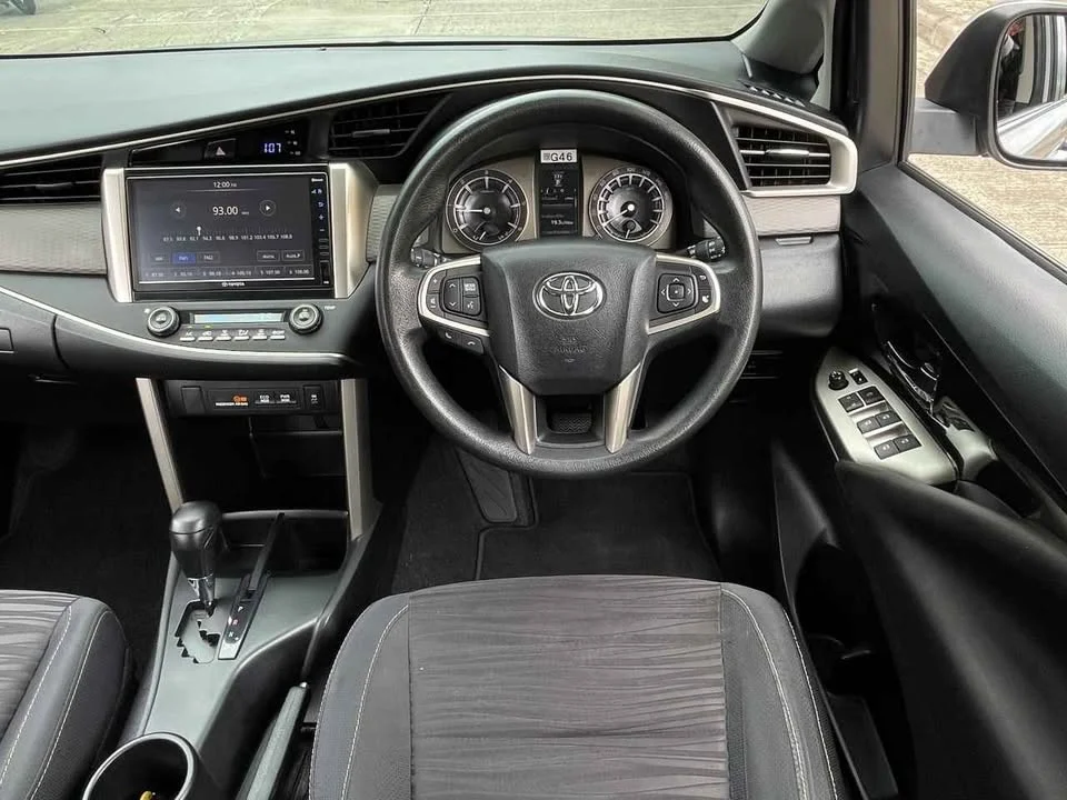 2021 Toyota Innova II 3