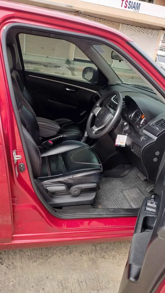 2012 Suzuki Swift II 3