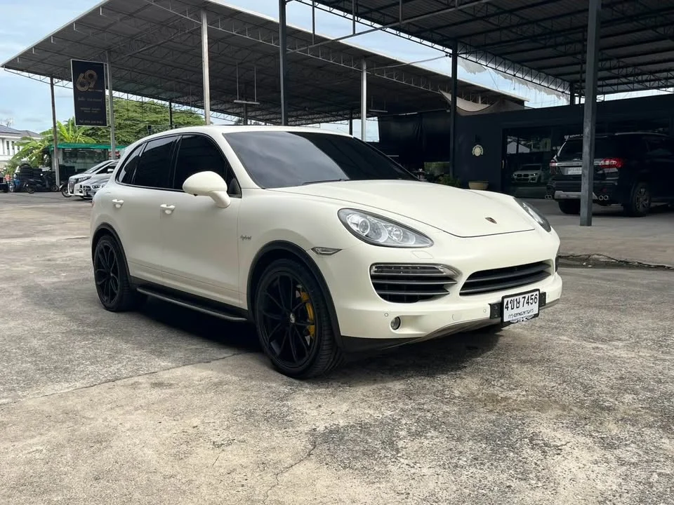 2011 Porsche Cayenne II 3