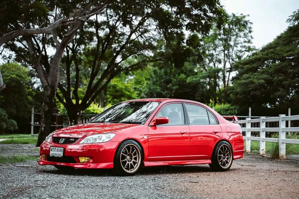 2004 Honda Civic VII 3