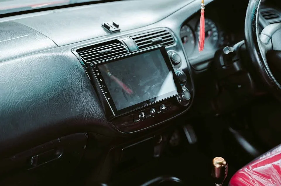 2004 Honda Civic VII 2