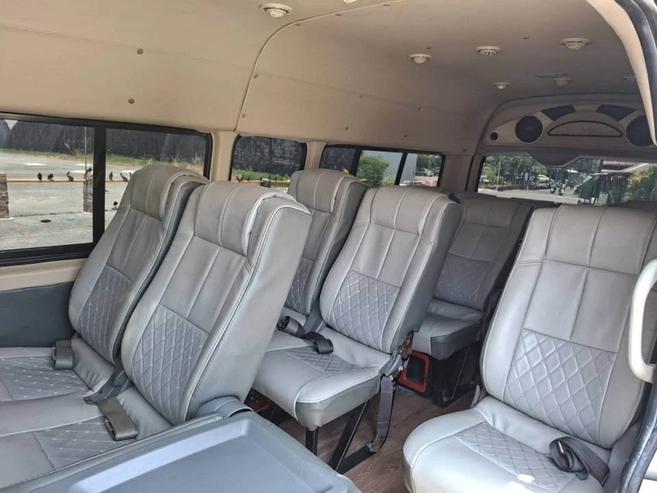 2009 Toyota Commuter V (H200) 3