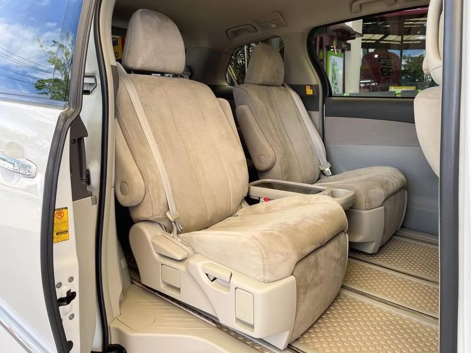 2012 Toyota Estima III 3