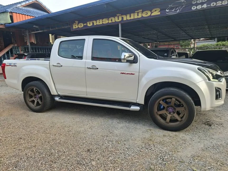 2013 Isuzu D-Max II (RT) 3