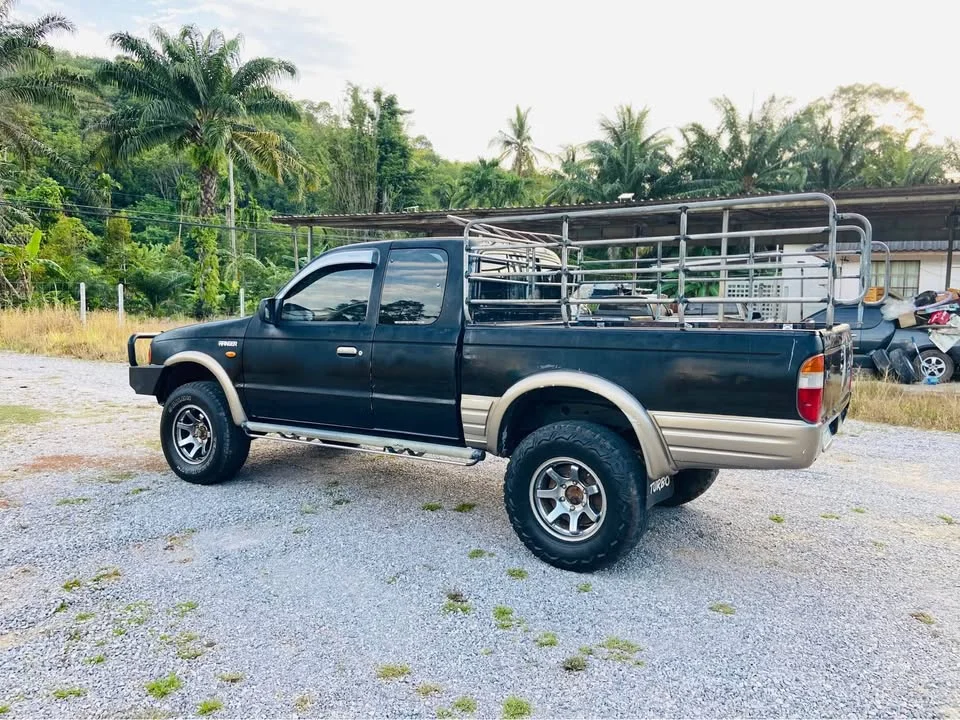2002 Ford Ranger I 3