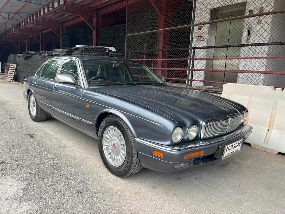 1995 Jaguar XJ X300, X308 3