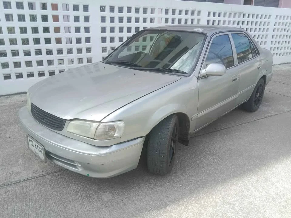 2000 Toyota Corolla Altis VIII (E110) 3