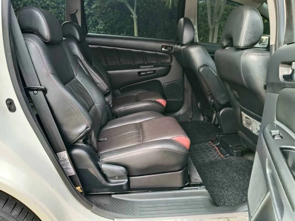 2008 Toyota Wish I 3