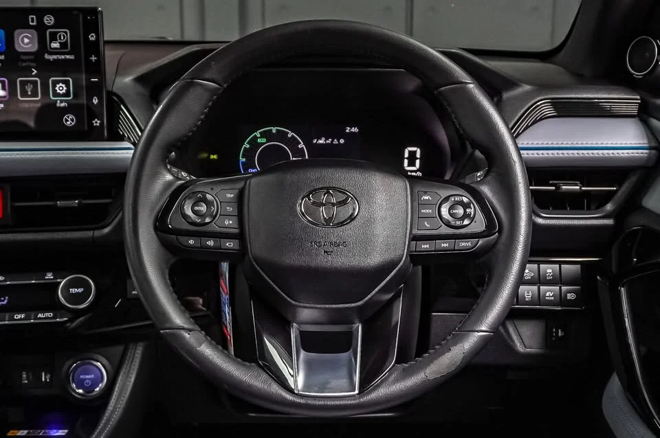 2024 Toyota Yaris Cross AC200 2