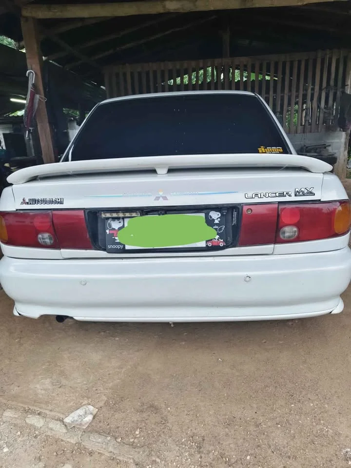 1990 Mitsubishi Lancer VI 3