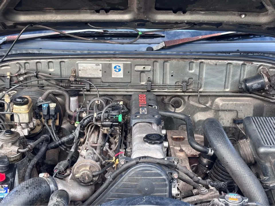 2003 Mazda 2500 Fighter V 3
