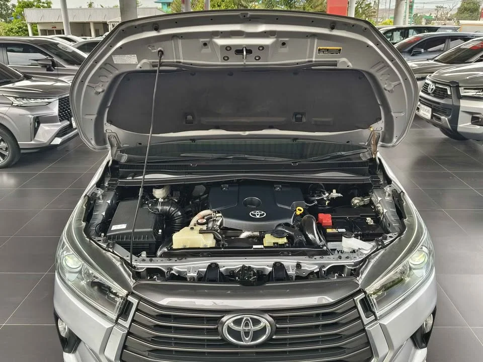 2022 Toyota Innova II 2