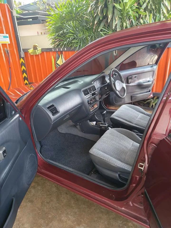 1996 Honda City III 2