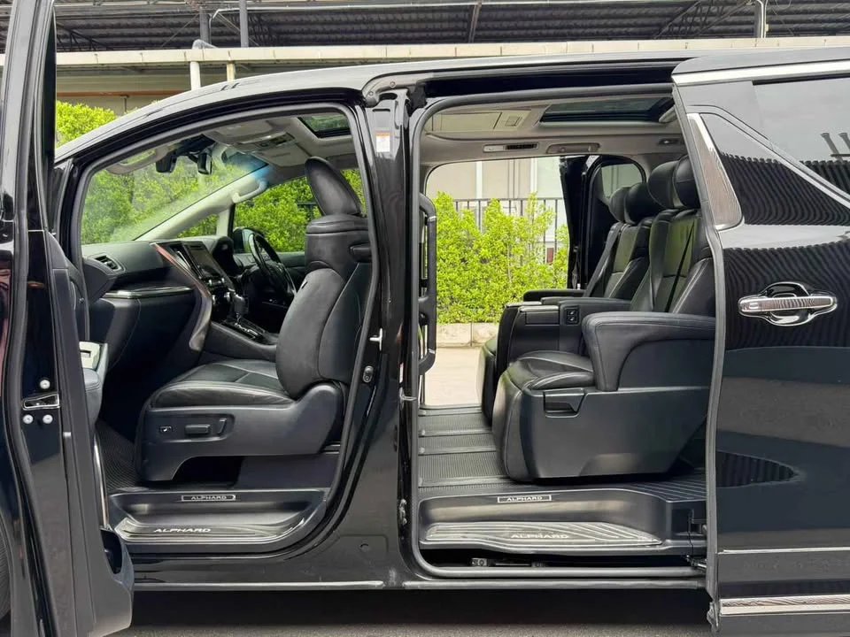 2017 Toyota Alphard, Vellfire III (AH30) 3