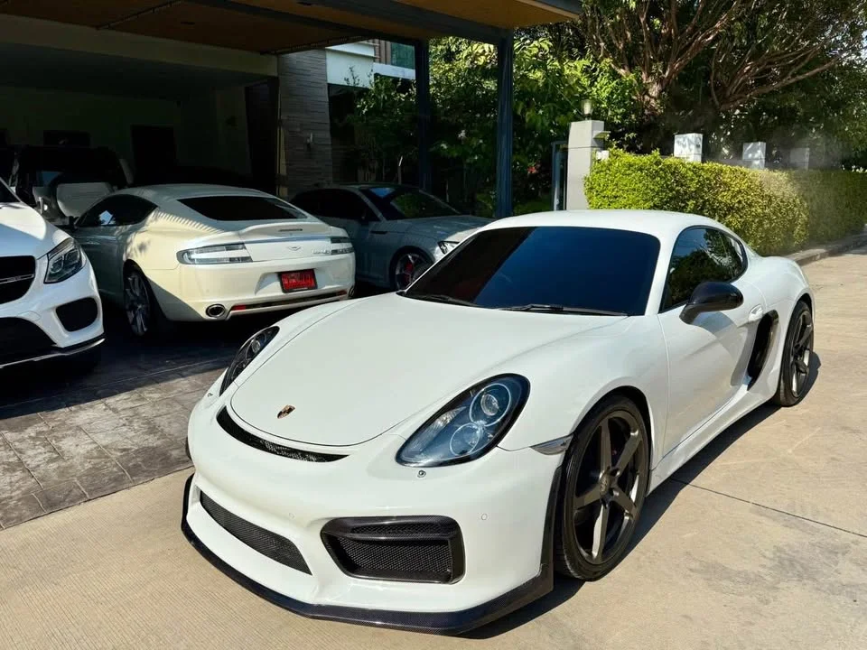 2014 Porsche Boxster and Cayman III 3
