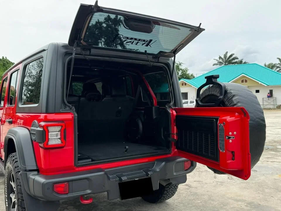 2020 Jeep Wrangler JL 3