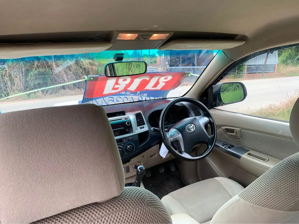 2014 Toyota Hilux VII 3
