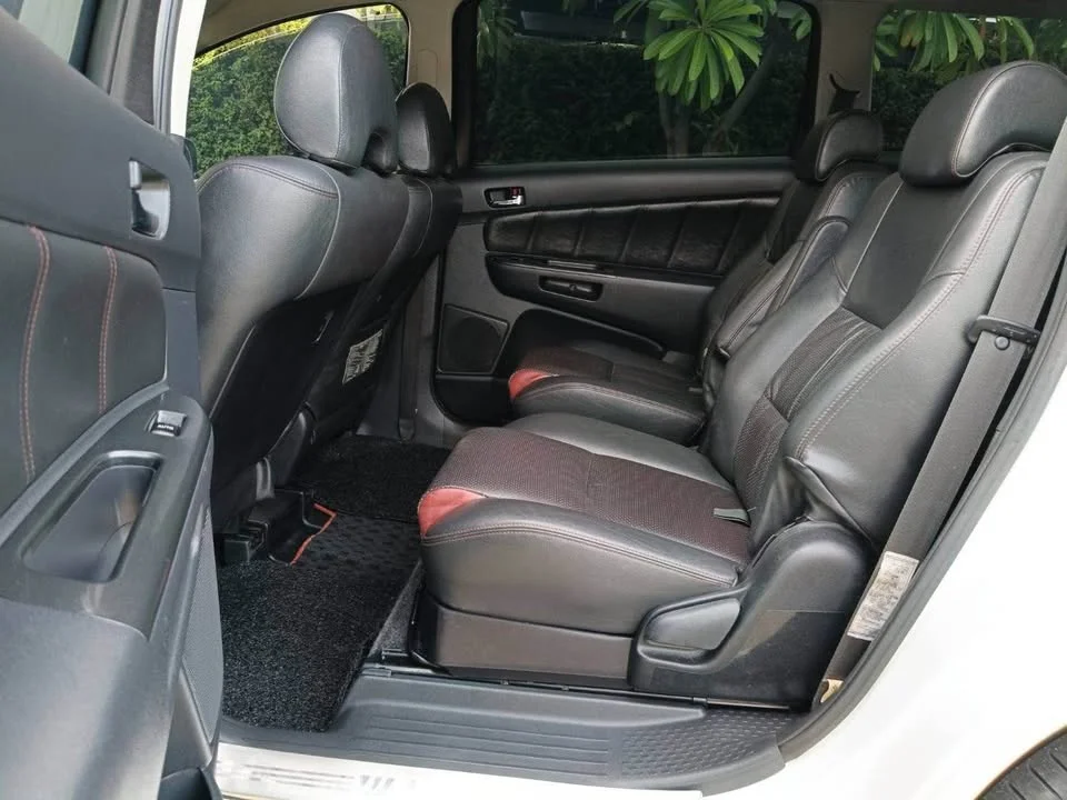 2008 Toyota Wish I 3