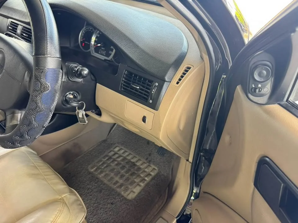 2005 Chevrolet Optra 2