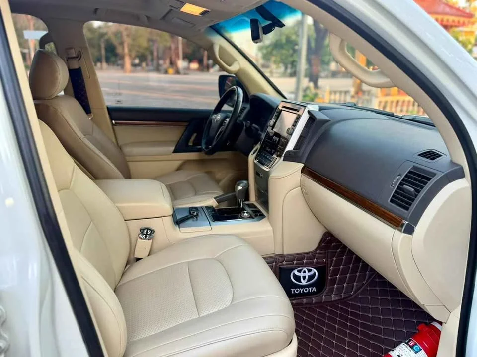2016 Toyota Land Cruiser J200 2