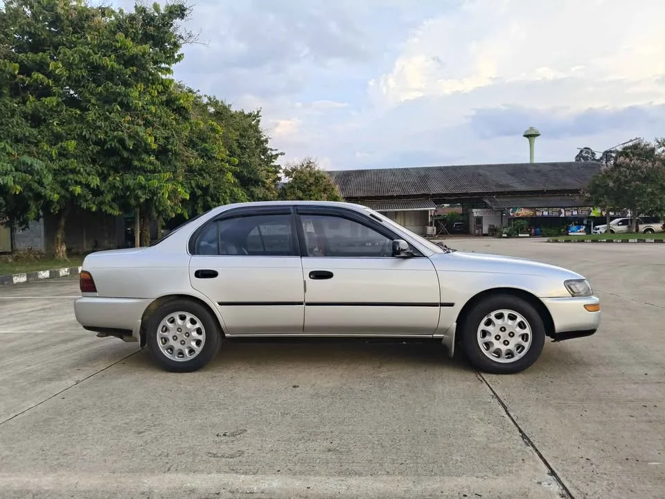 1992 Toyota Corolla Altis VII (E100) 3