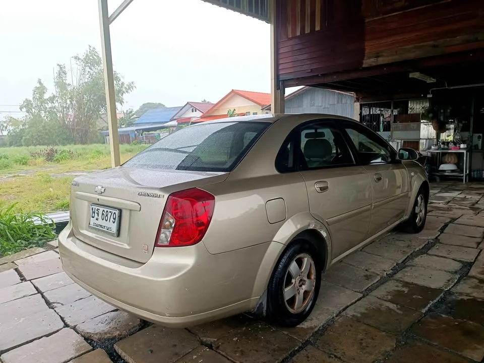 2003 Chevrolet Optra 3