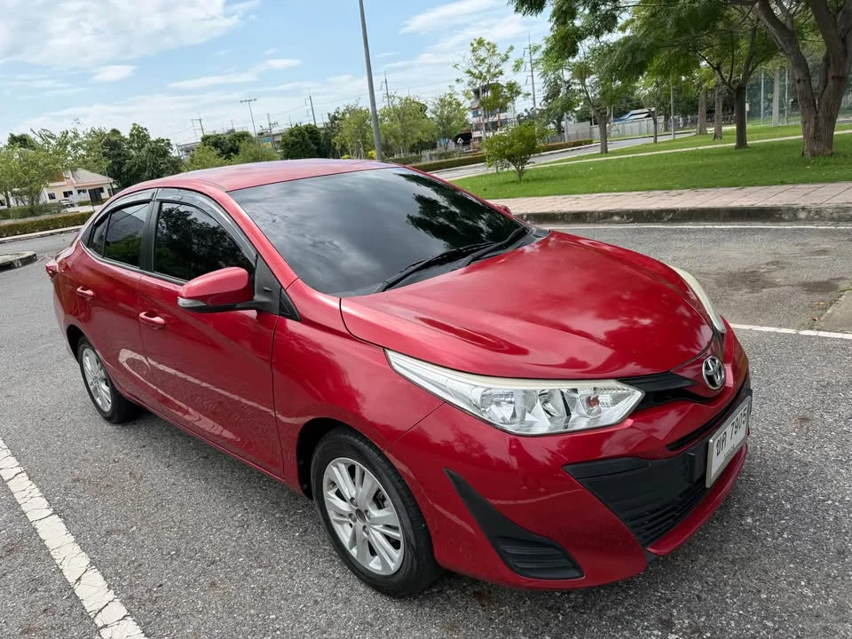 2017 Toyota Yaris ATIV III 3