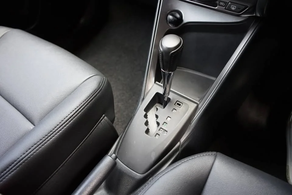 2015 Toyota Yaris III 2