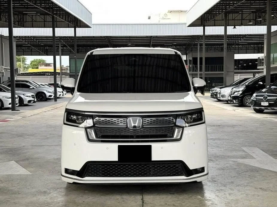 2023 Honda Stepwgn VI 3