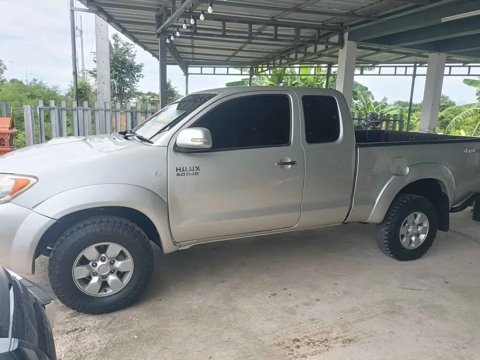 2006 Toyota Hilux VII 2