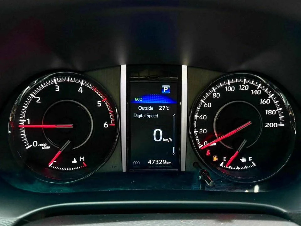 2023 Toyota Fortuner II 2