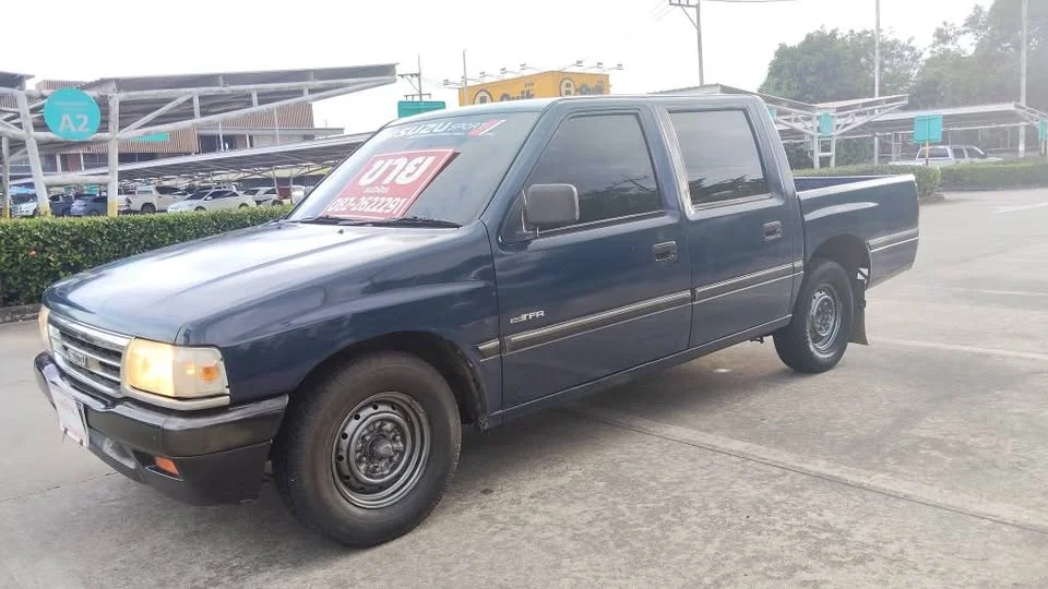 1996 Isuzu TFR III 3