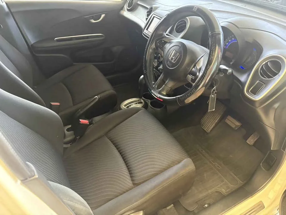 2014 Honda Mobilio II 3