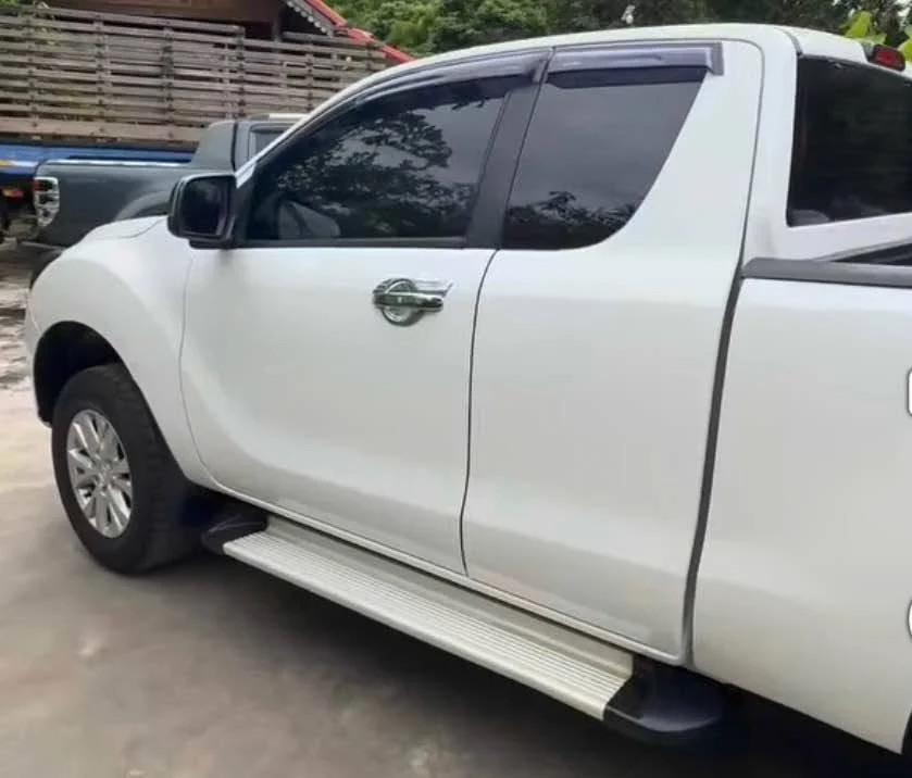 2013 Mazda BT-Series II 2
