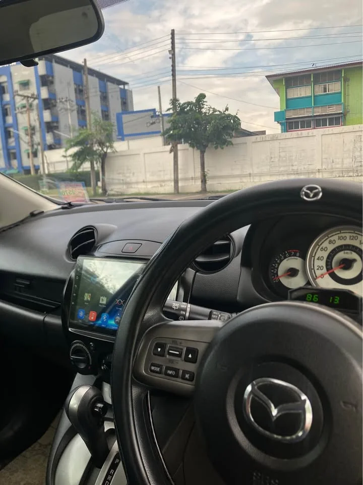 2010 Mazda 2 II 3