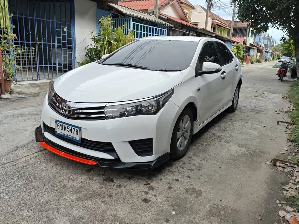 2014 Toyota Corolla Altis XI (E170) 3