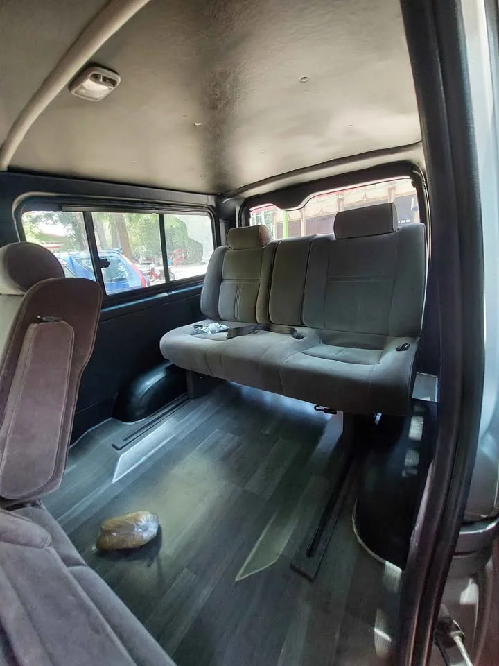 2005 Toyota HiAce V (H200) 2